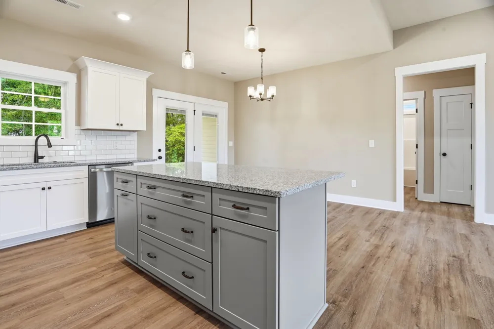 164 North Side Landing Smithville, TN 37166