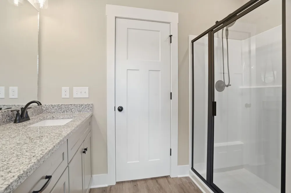 164 North Side Landing Smithville, TN 37166