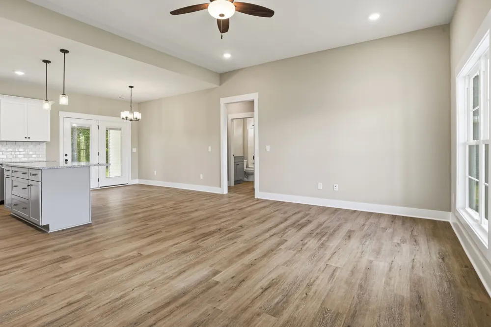 164 North Side Landing Smithville, TN 37166