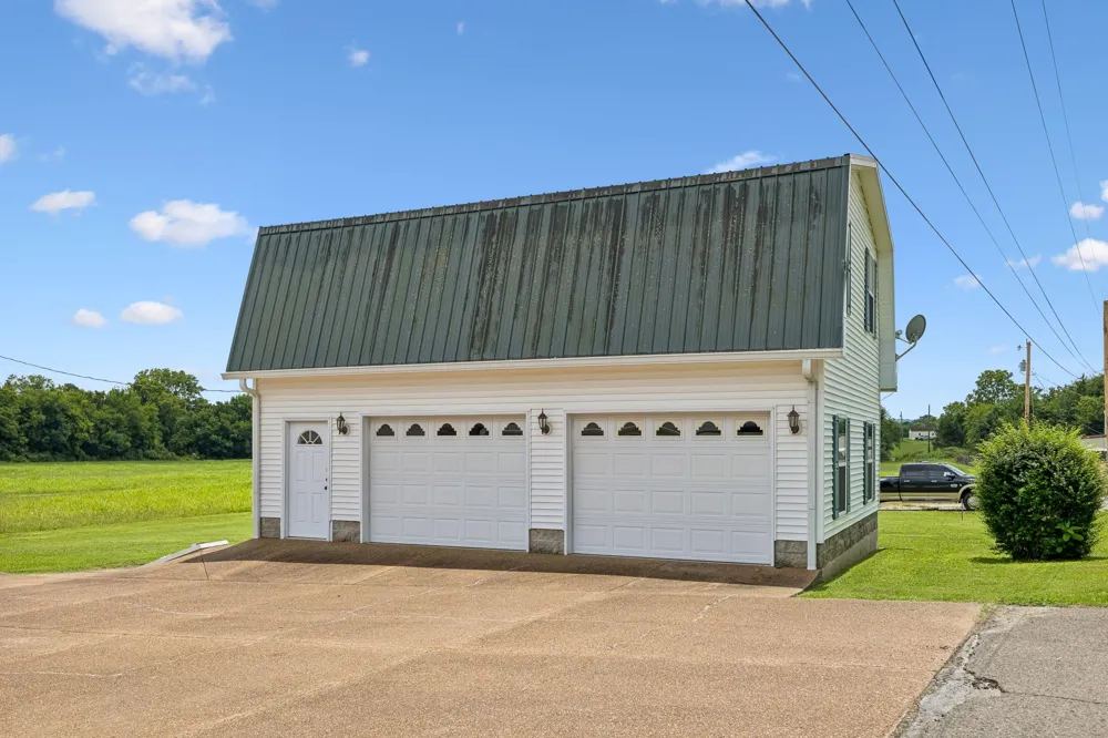 861 Fox Ln Lewisburg, TN 37091