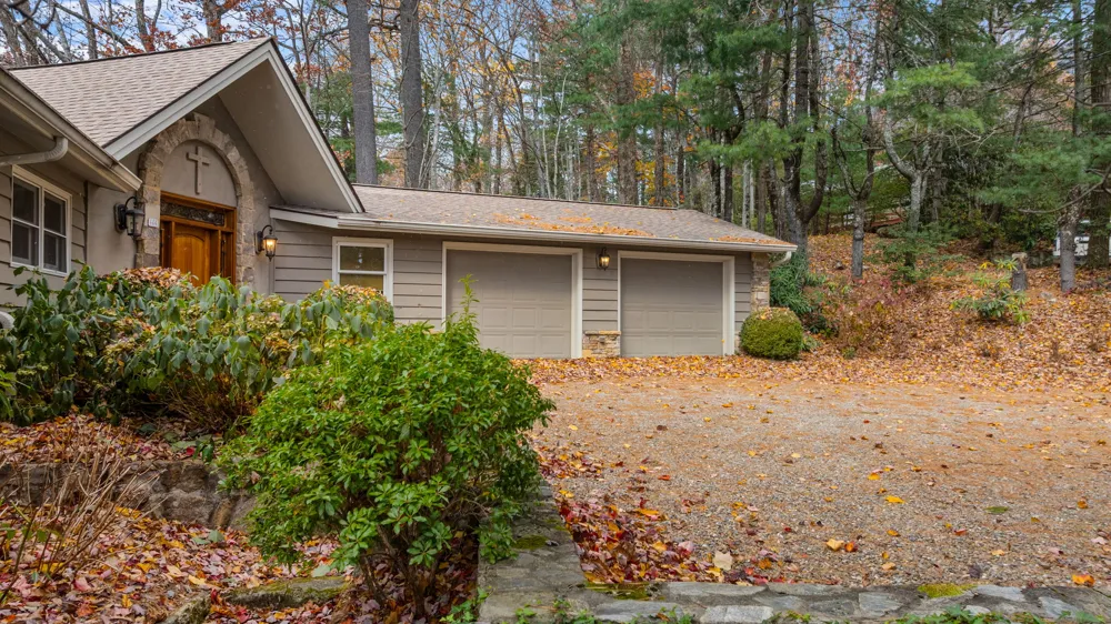 444 Old Orchard Road Highlands, NC 28741