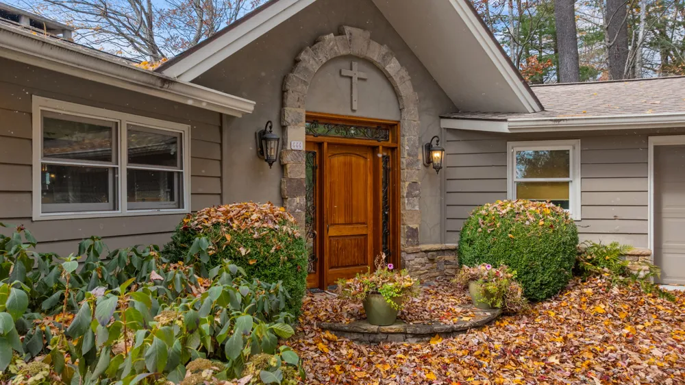444 Old Orchard Road Highlands, NC 28741