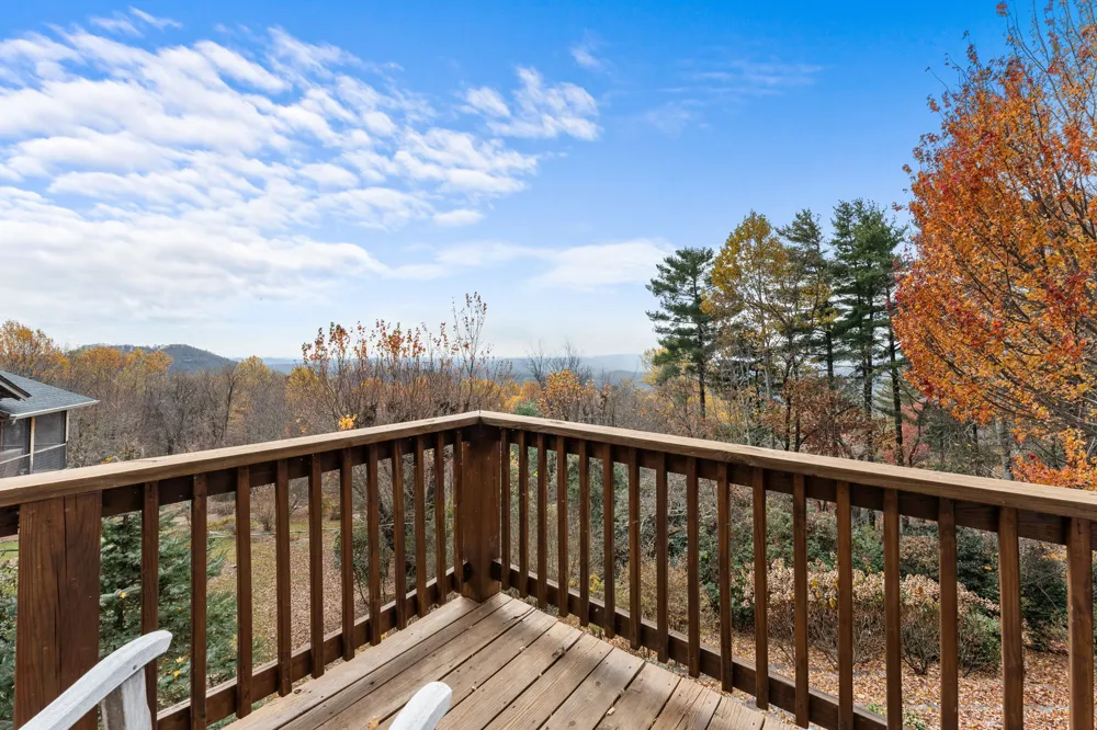 444 Old Orchard Road Highlands, NC 28741