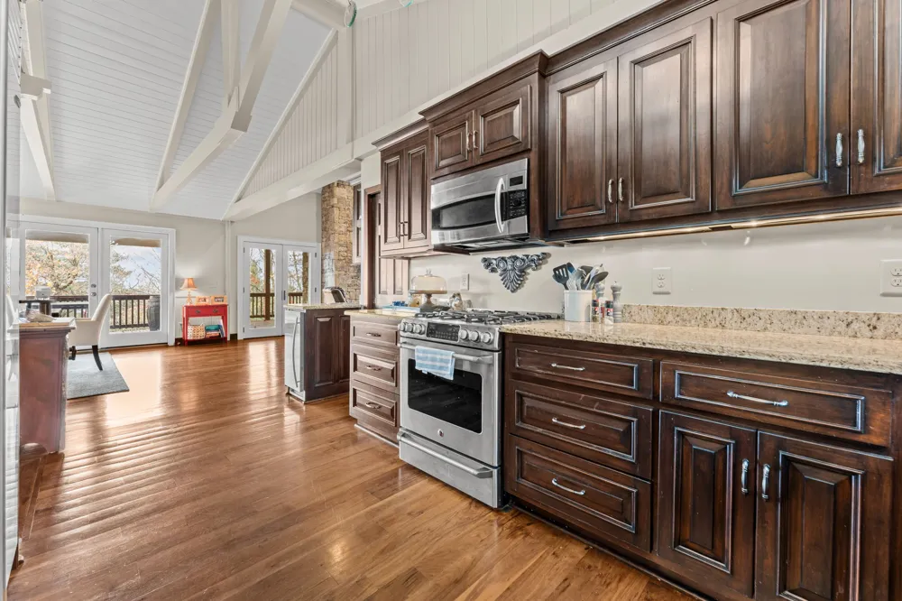 444 Old Orchard Road Highlands, NC 28741