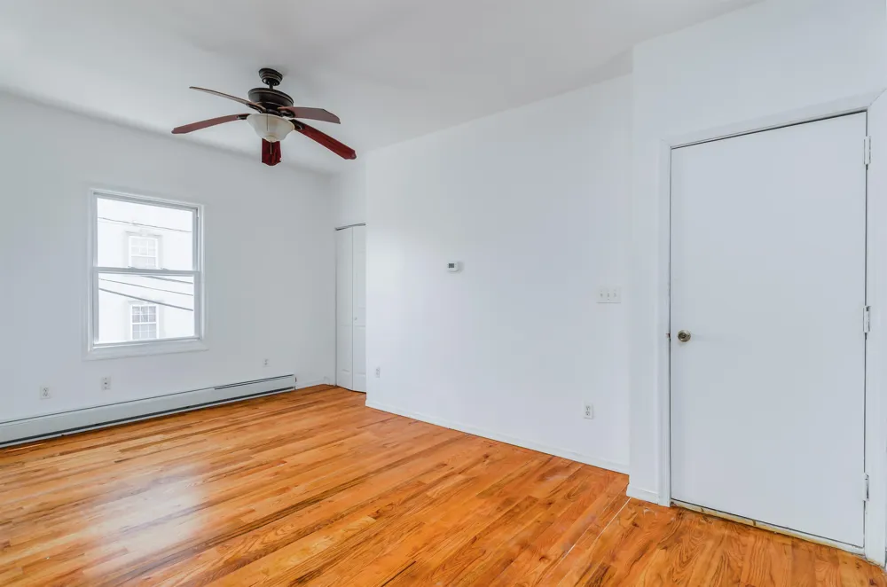 147 AVENUE E Bayonne, NJ 07002