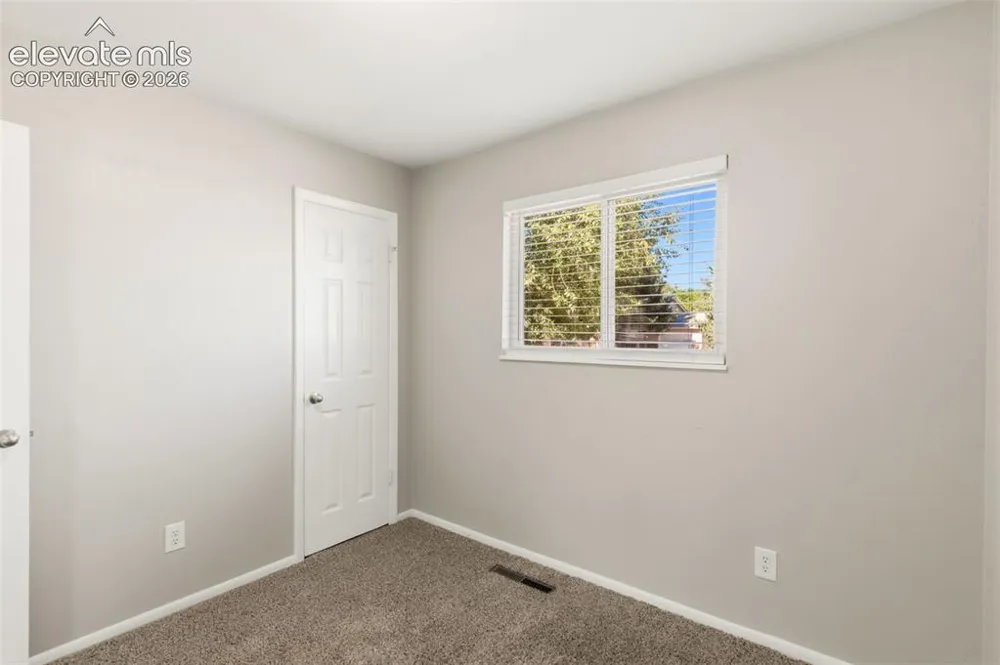 2429 W Anjelina Circle Colorado Springs, CO 80916