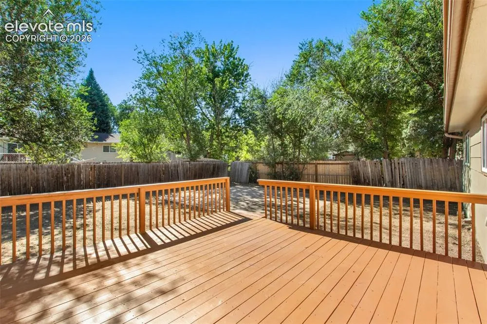 2429 W Anjelina Circle Colorado Springs, CO 80916