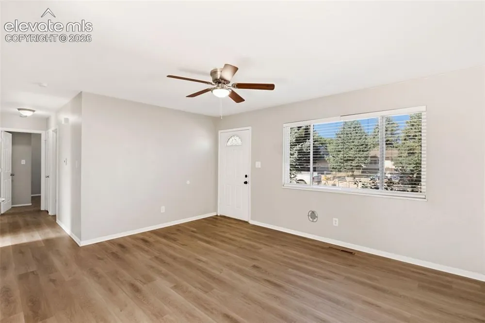 2429 W Anjelina Circle Colorado Springs, CO 80916