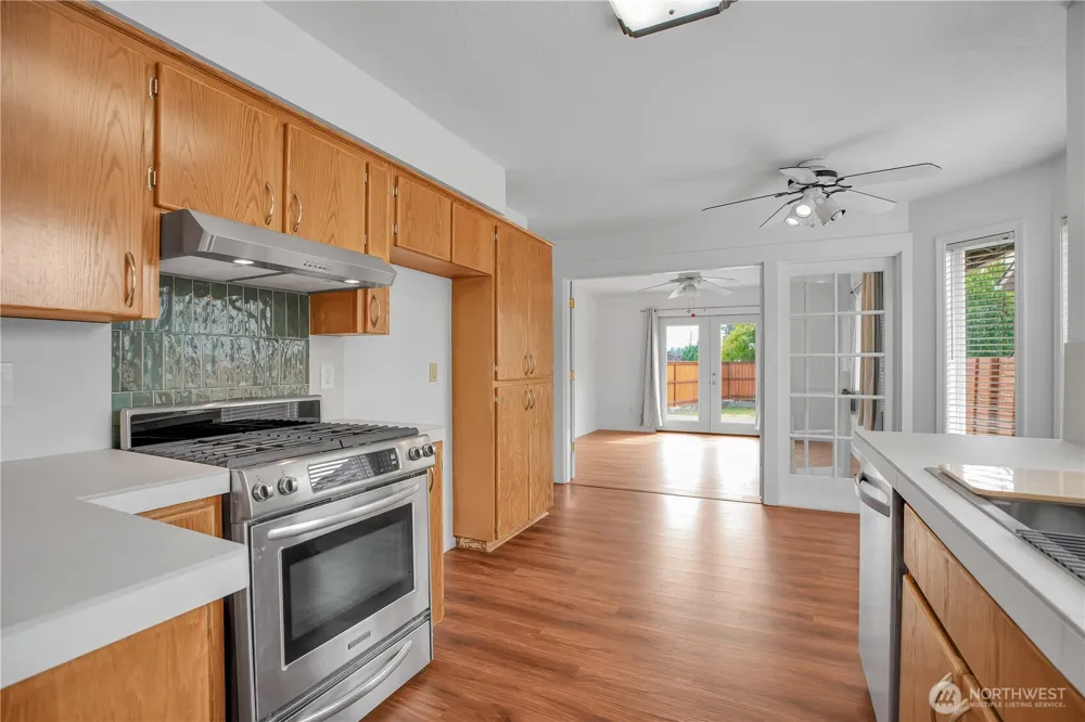 703 NW 114th St Vancouver, WA 98685