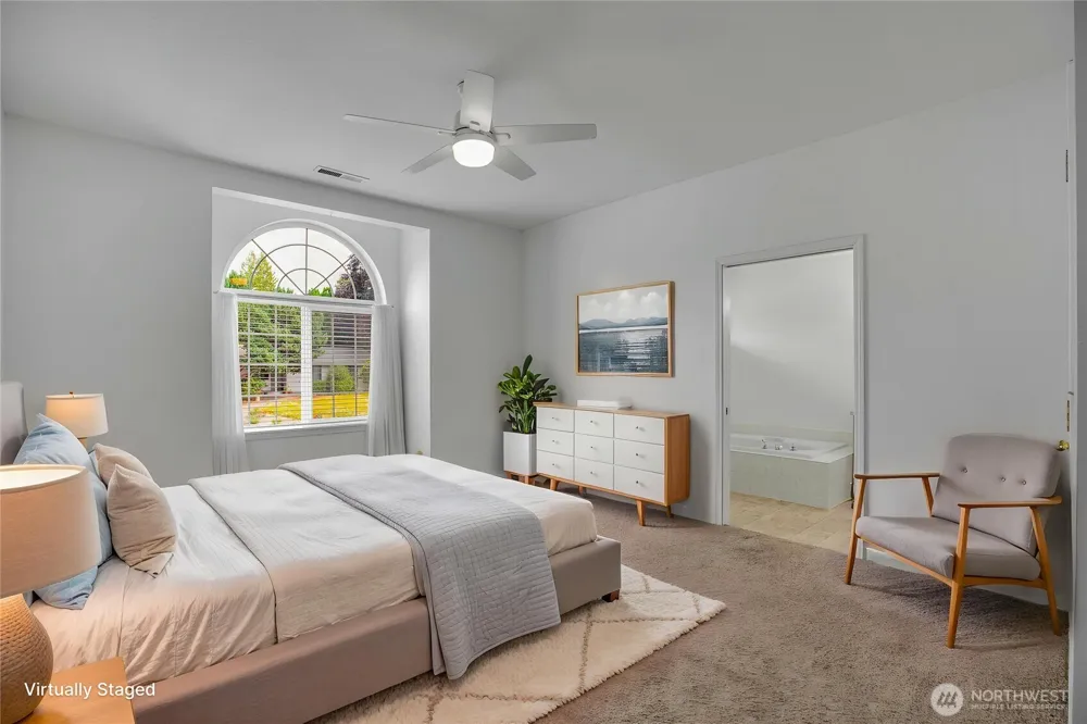703 NW 114th St Vancouver, WA 98685