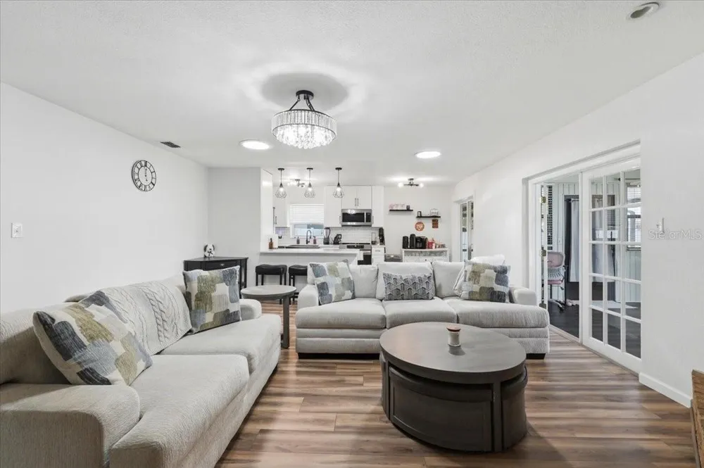 230 LEITHA WAY Lakeland, FL 33809