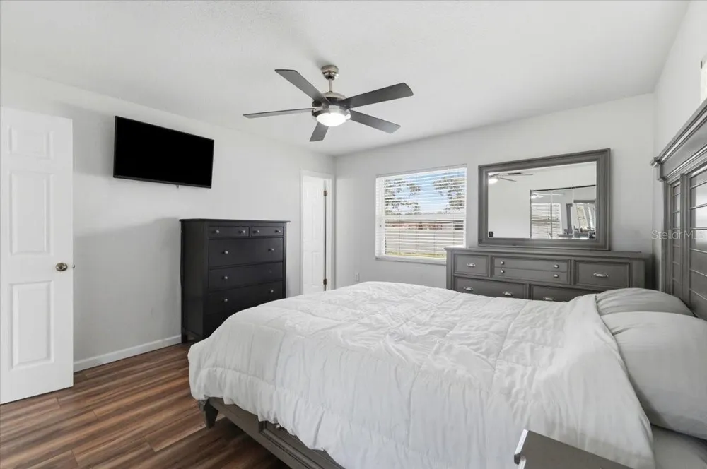 230 LEITHA WAY Lakeland, FL 33809
