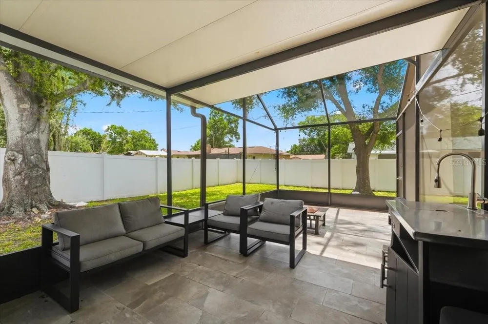 230 LEITHA WAY Lakeland, FL 33809