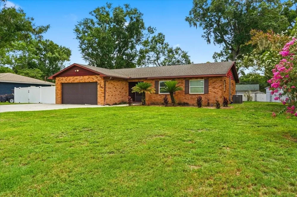230 LEITHA WAY Lakeland, FL 33809