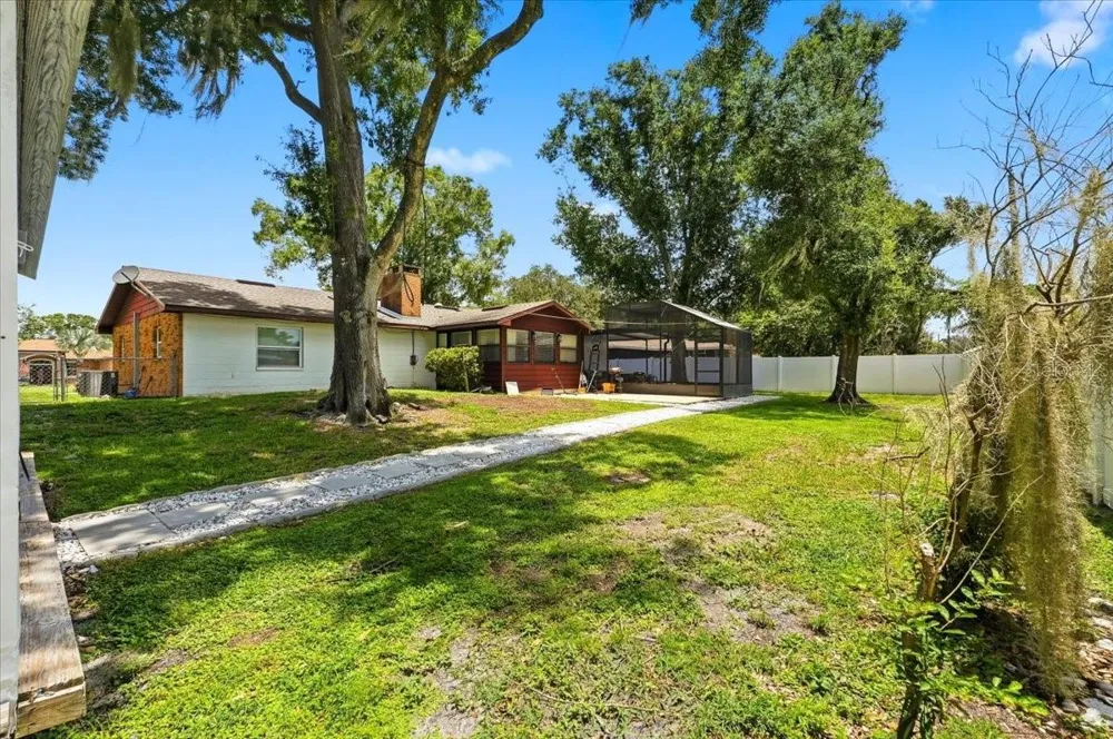 230 LEITHA WAY Lakeland, FL 33809