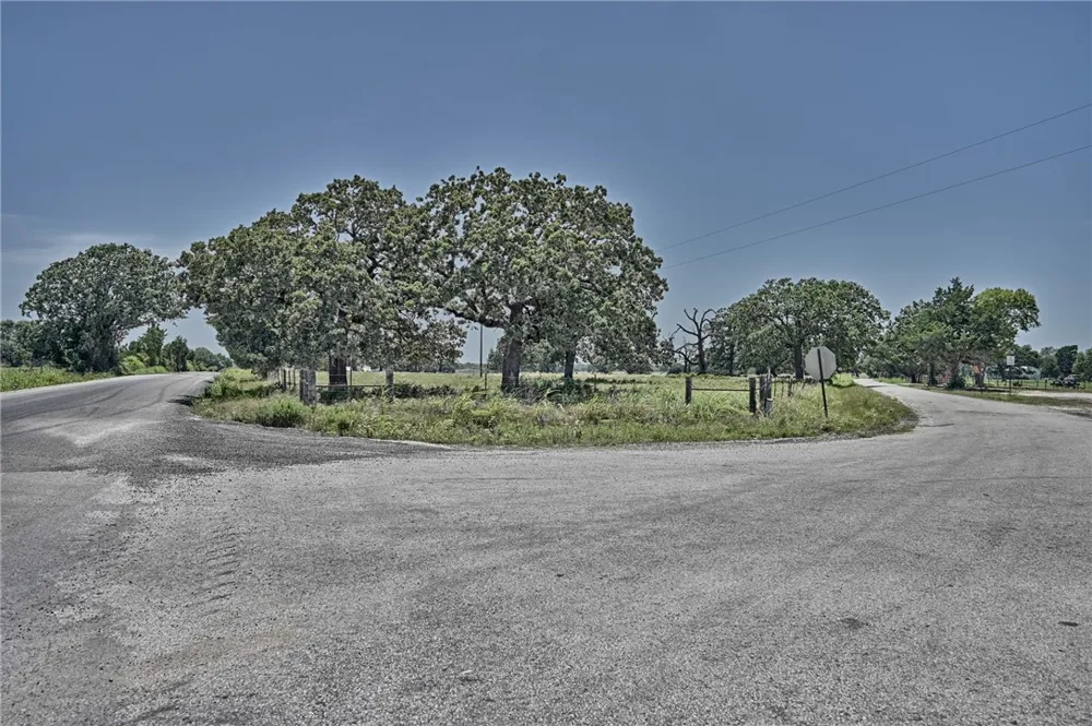 Eberhardt Road Burton, TX 77835