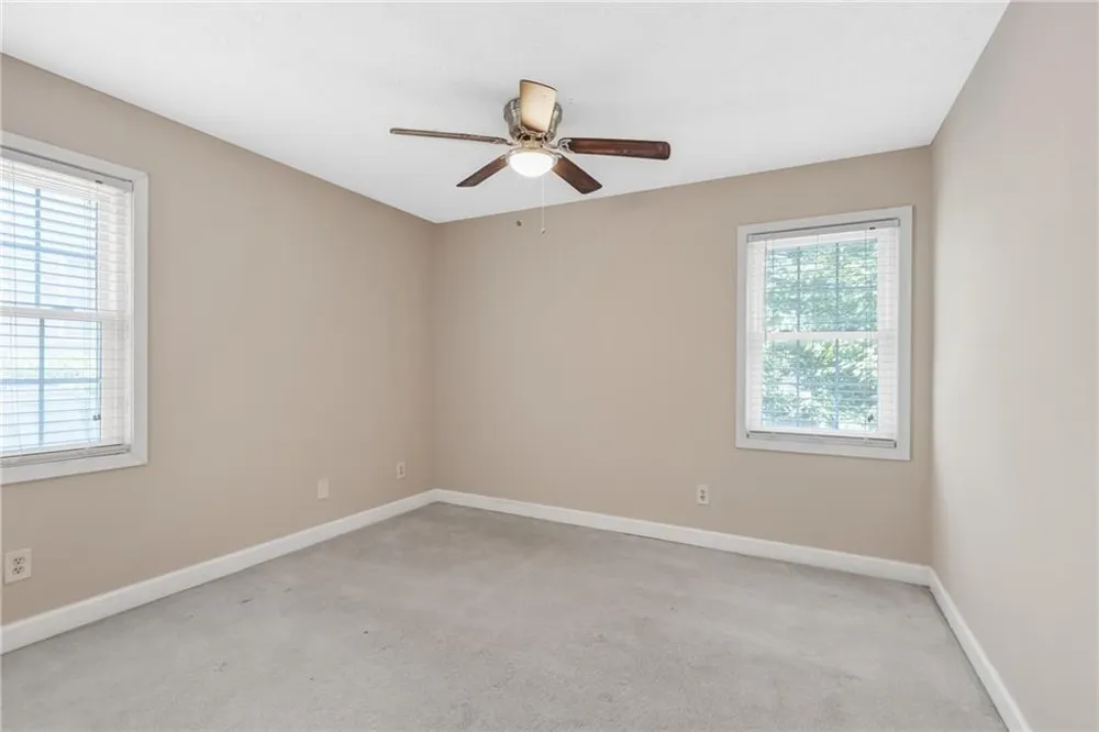 725 Anderson Walk Marietta, GA 30062