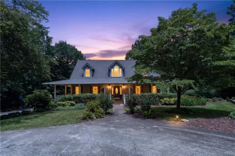 330 Scarlet Lane