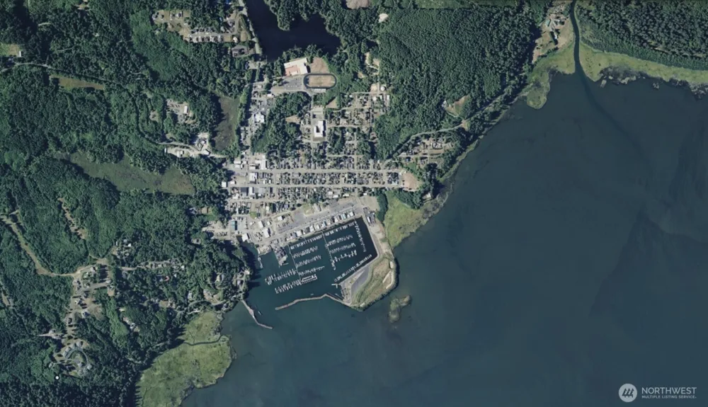 805 Lake Street SE Ilwaco, WA 98624