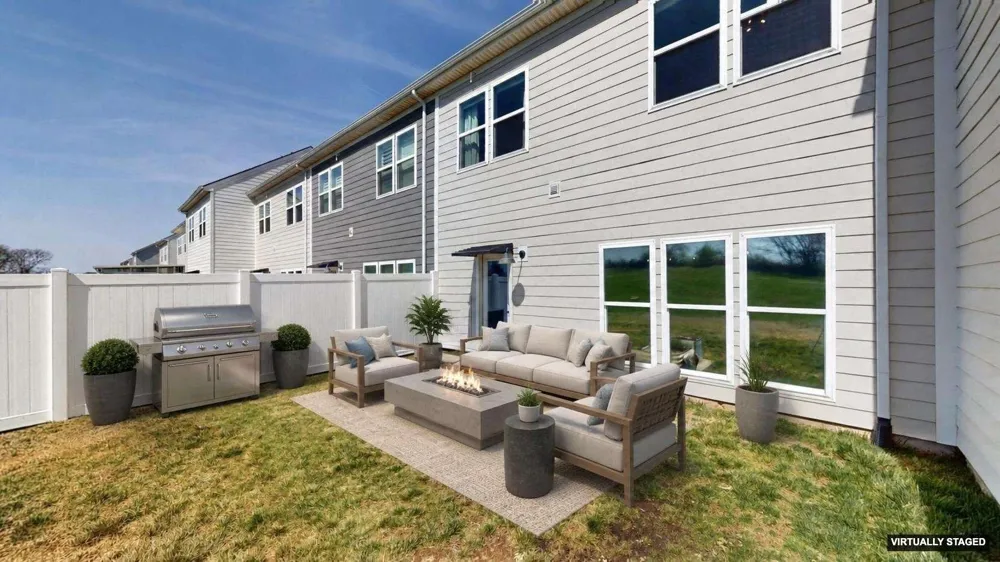 1232 June Wilde Rdg Spring Hill, TN 37174