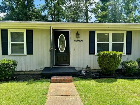 7 Sherwood Loop
