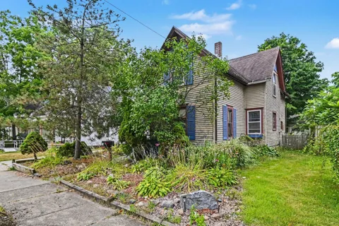 220 Prairie Street