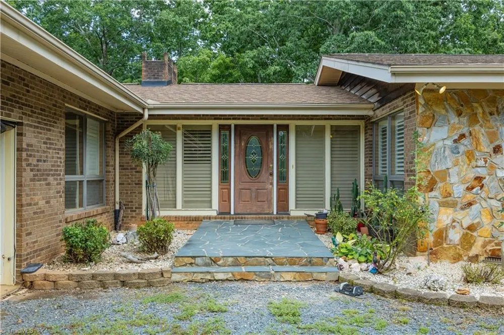 2717 NC Highway 49 S Asheboro, NC 27205