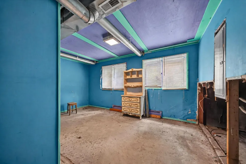 40516 County Road 669 Decatur, MI 49045