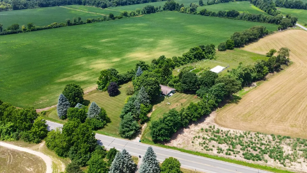 40516 County Road 669 Decatur, MI 49045