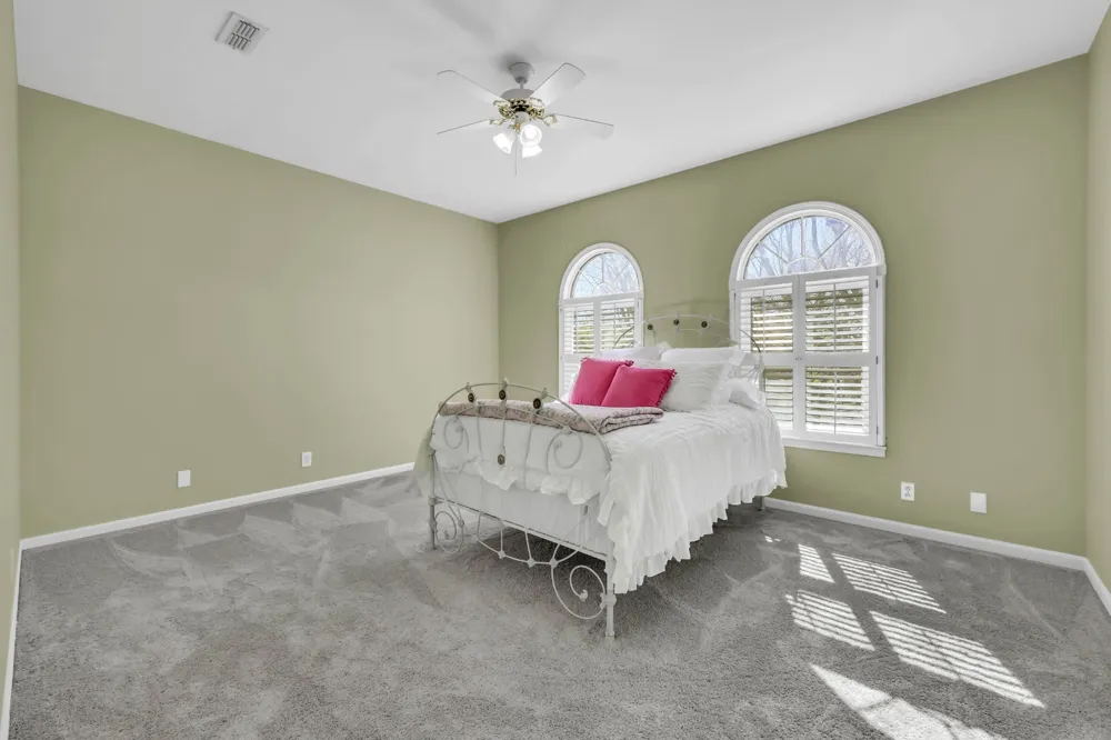 930 Doe Run Ct Adams, TN 37010