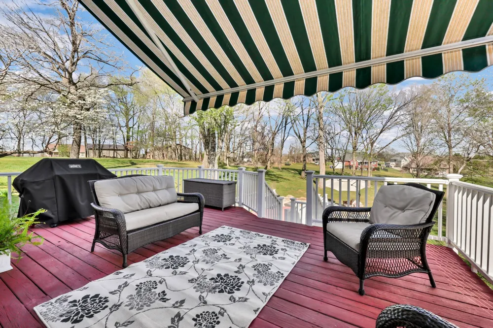 930 Doe Run Ct Adams, TN 37010