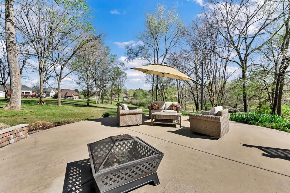 930 Doe Run Ct Adams, TN 37010