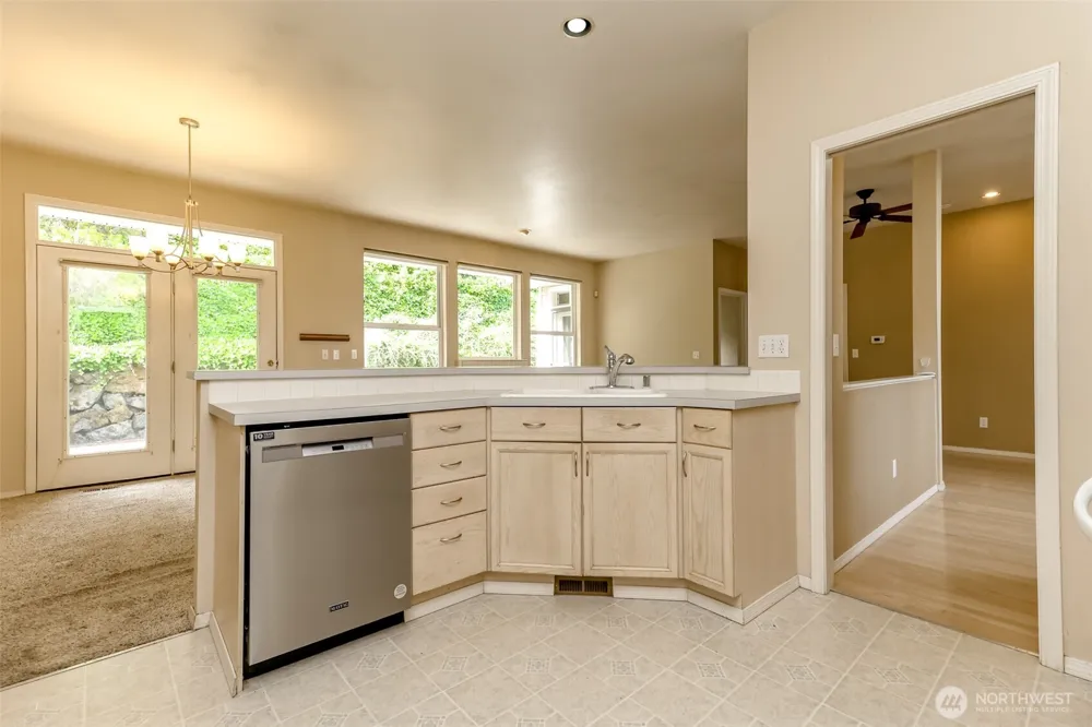 8910 71st Street Ct SW Lakewood, WA 98498
