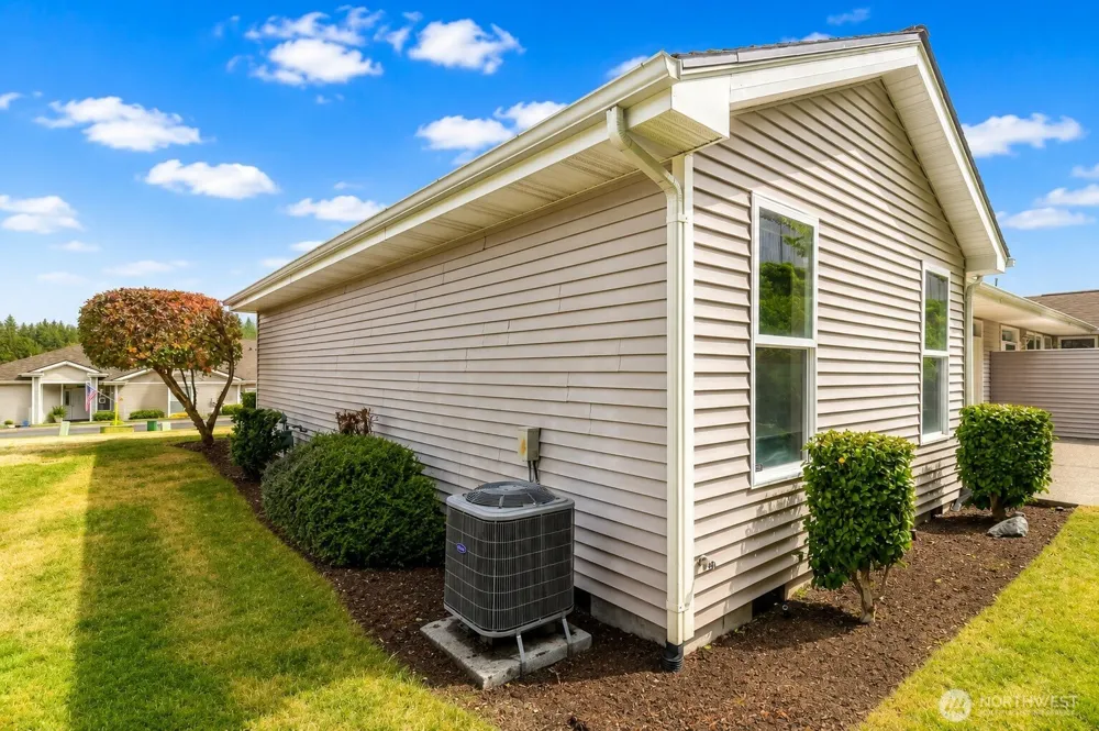 8910 71st Street Ct SW Lakewood, WA 98498