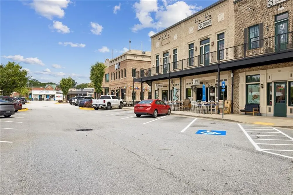 2155 Rail Yard Avenue Grayson, GA 30017
