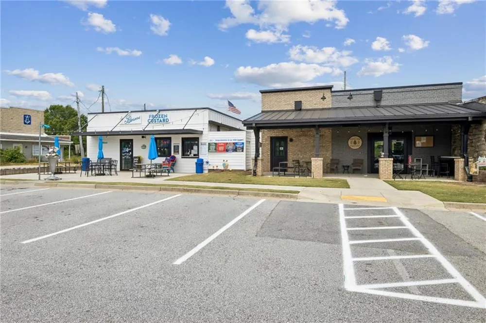 2155 Rail Yard Avenue Grayson, GA 30017