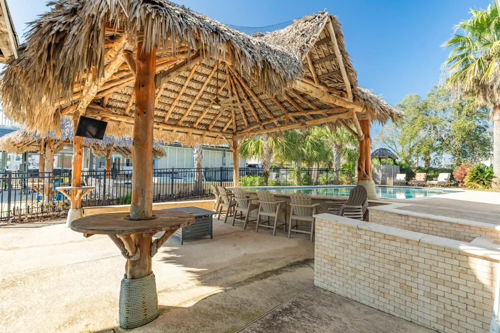 1319 Coral Way Tiki Island, TX 77554