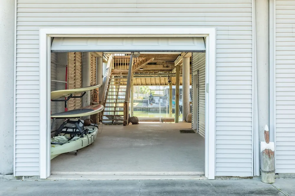 1319 Coral Way Tiki Island, TX 77554