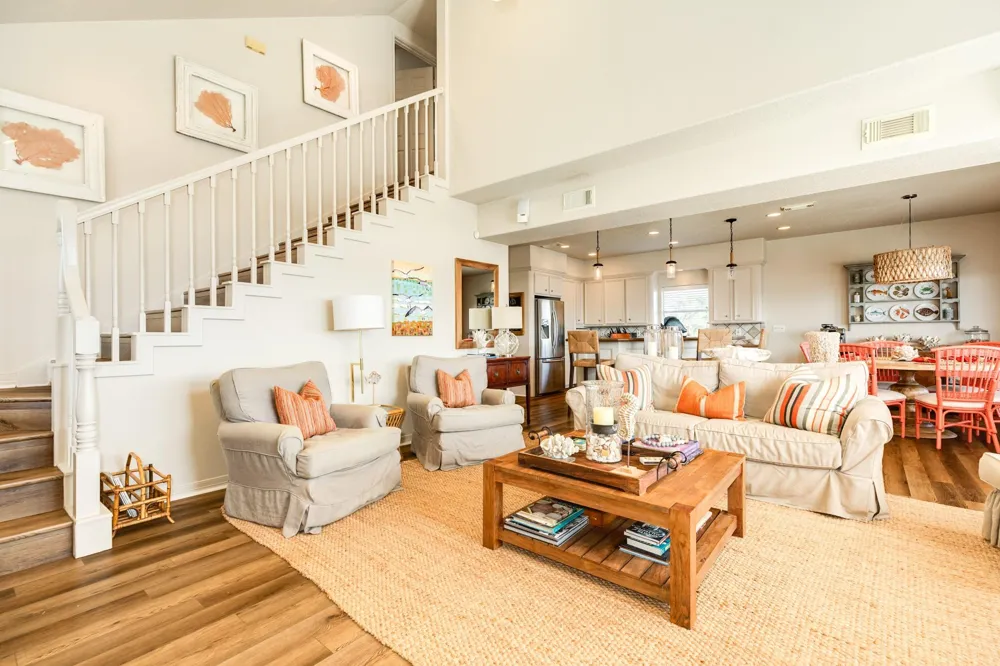 1319 Coral Way Tiki Island, TX 77554