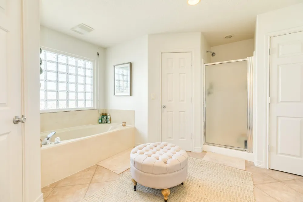 1319 Coral Way Tiki Island, TX 77554