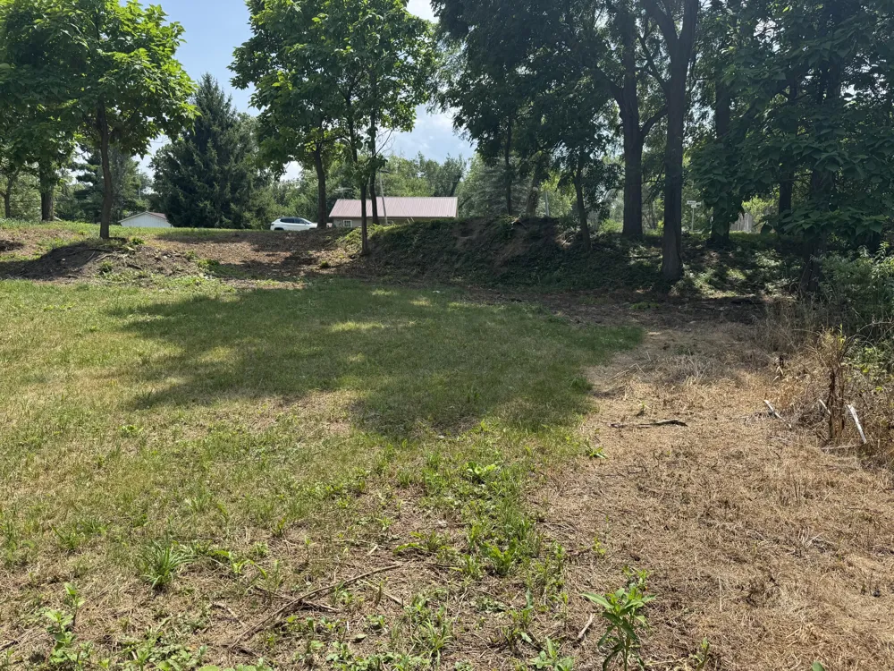 1902 Baker Drive Kalamazoo, MI 49048