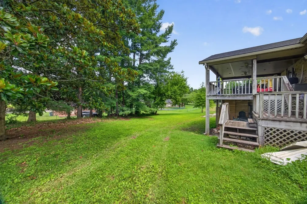 1036 Melrose Dr Cookeville, TN 38501