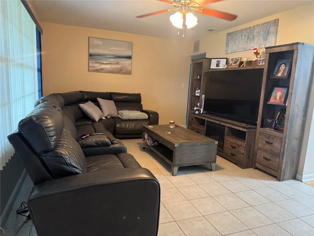 519 THOMAS AVENUE Frostproof, FL 33843