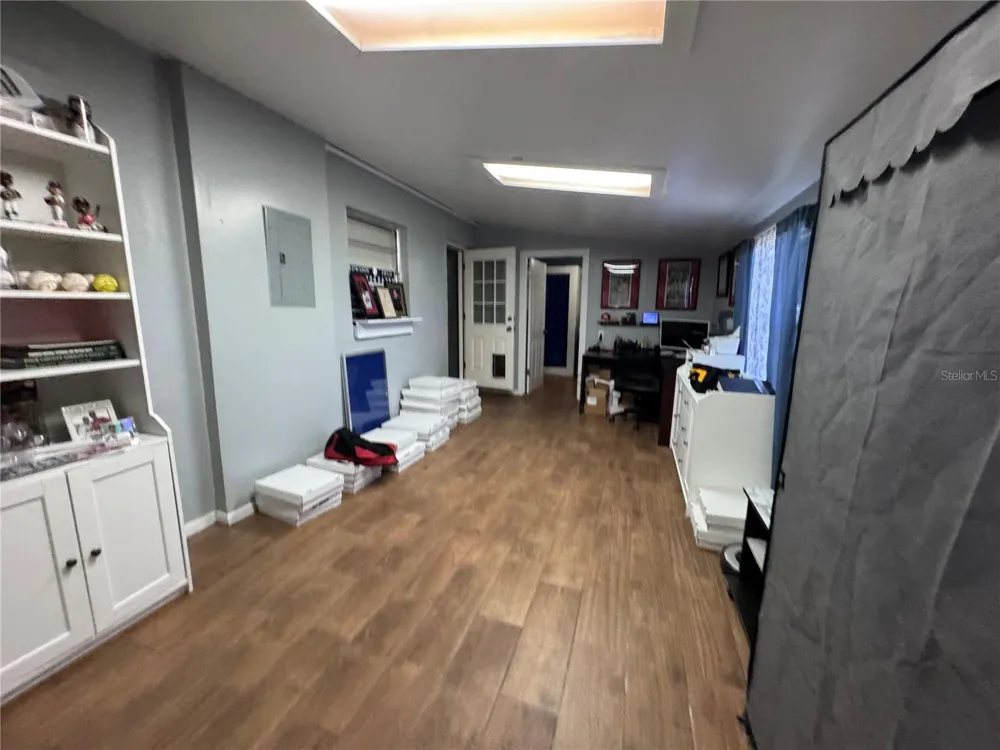 519 THOMAS AVENUE Frostproof, FL 33843