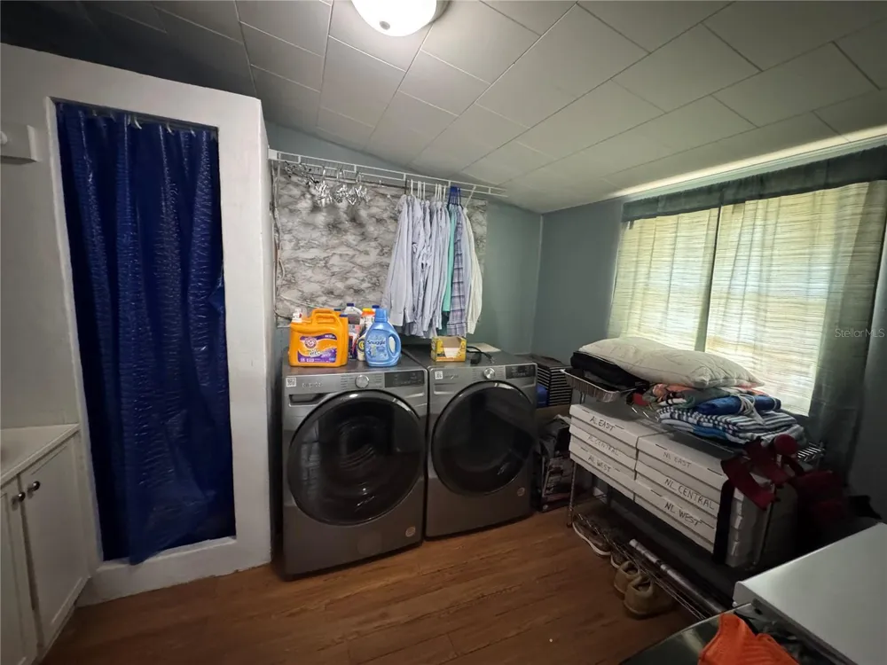 519 THOMAS AVENUE Frostproof, FL 33843