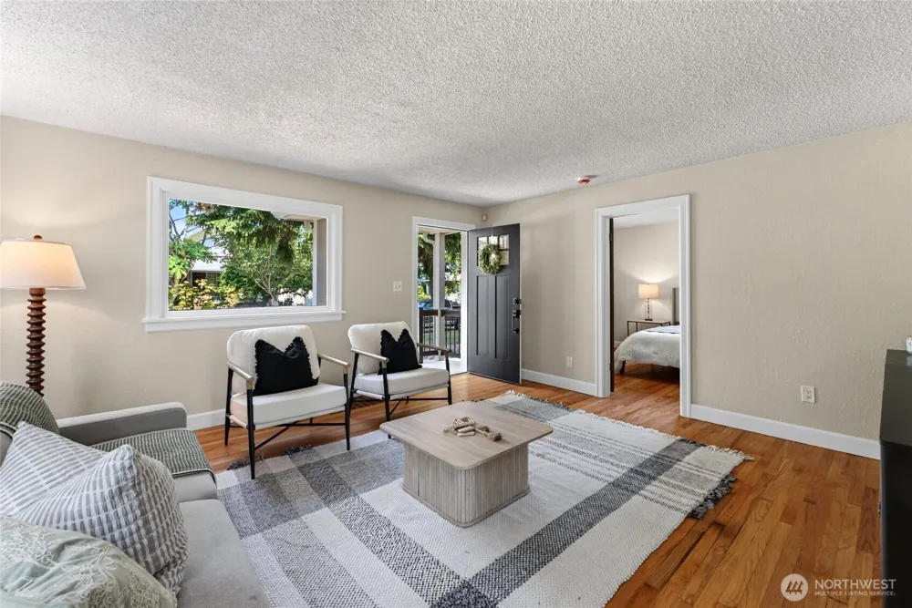 2910 9th Street Tacoma, WA 98406
