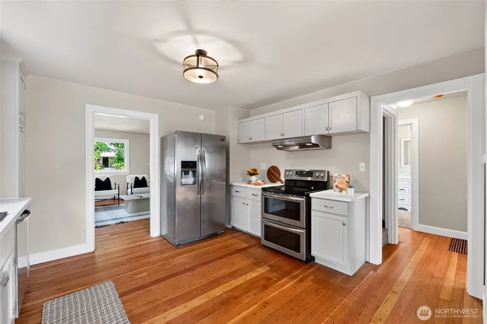 2910 9th Street Tacoma, WA 98406