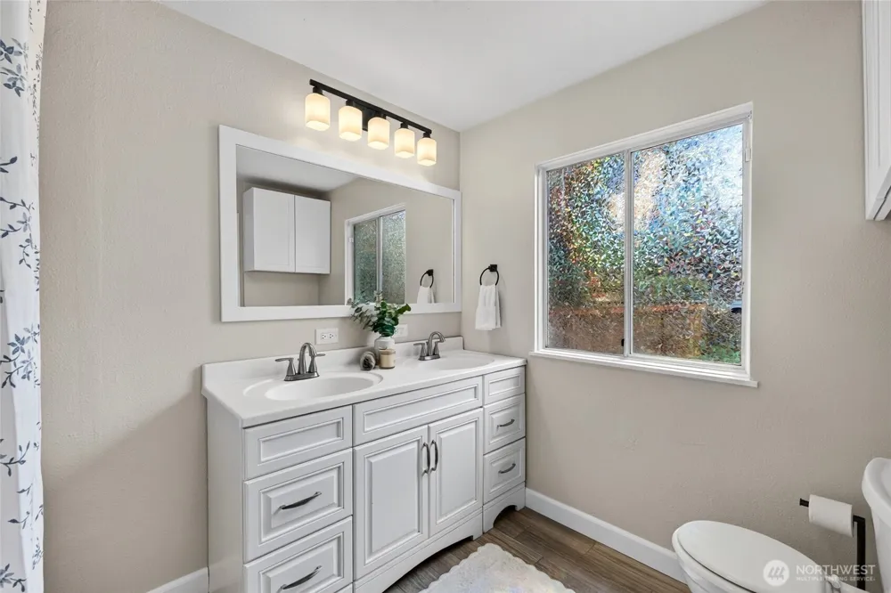 2910 9th Street Tacoma, WA 98406