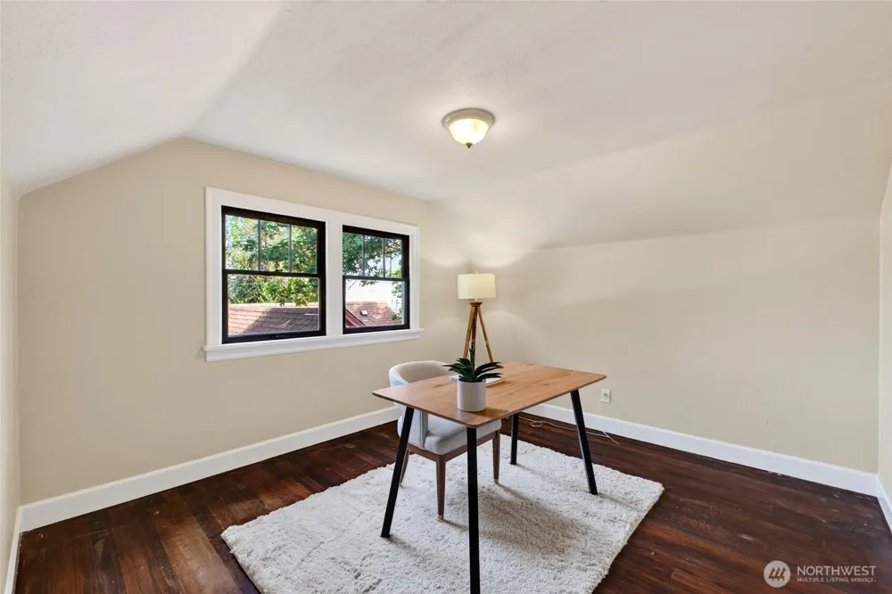 2910 9th Street Tacoma, WA 98406