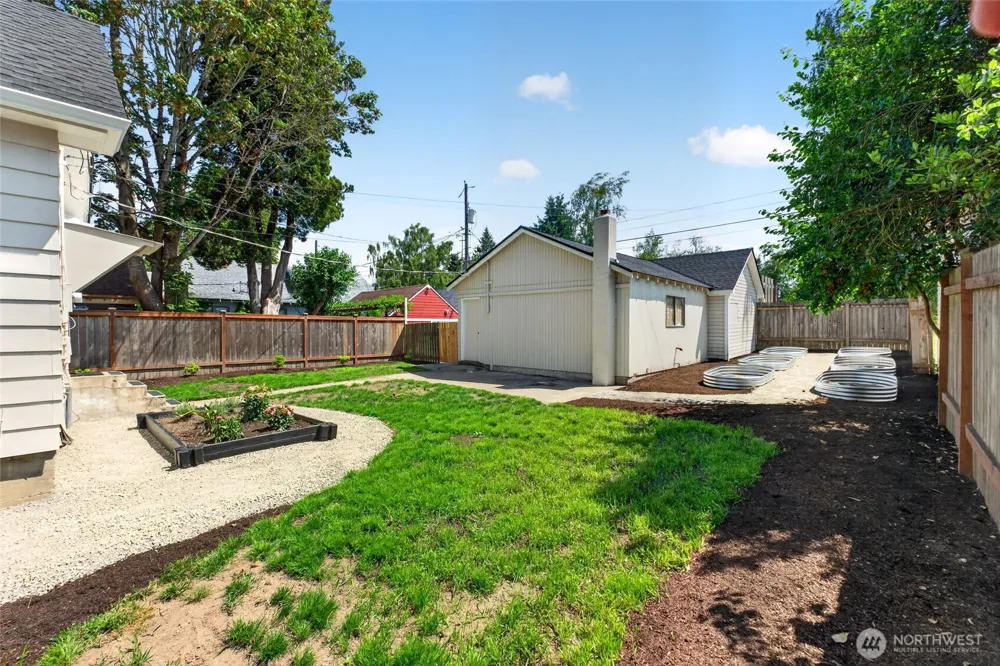 2910 9th Street Tacoma, WA 98406